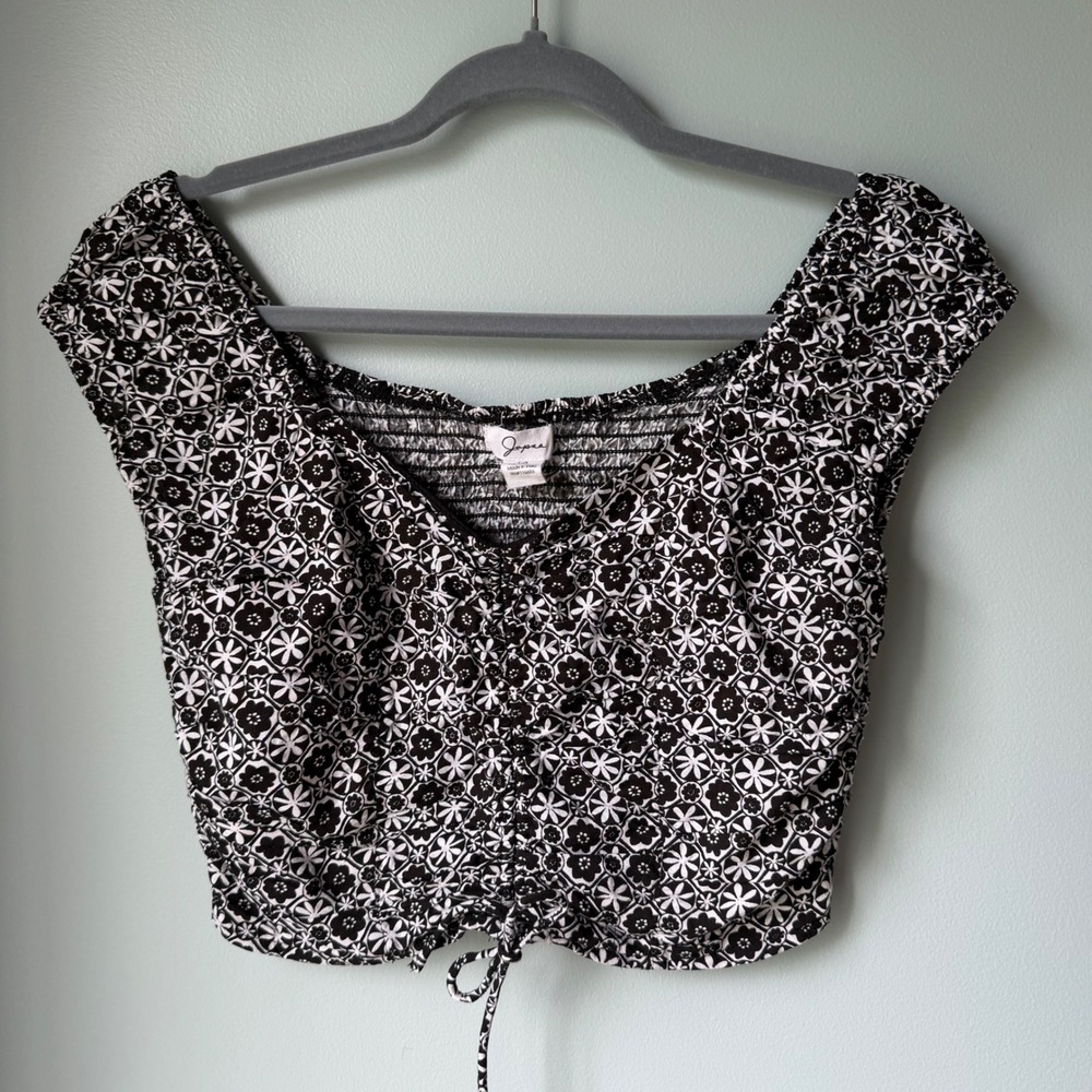 Japna Cropped Top Black White Capped Sleeve Smocked Ruched Floral Medium